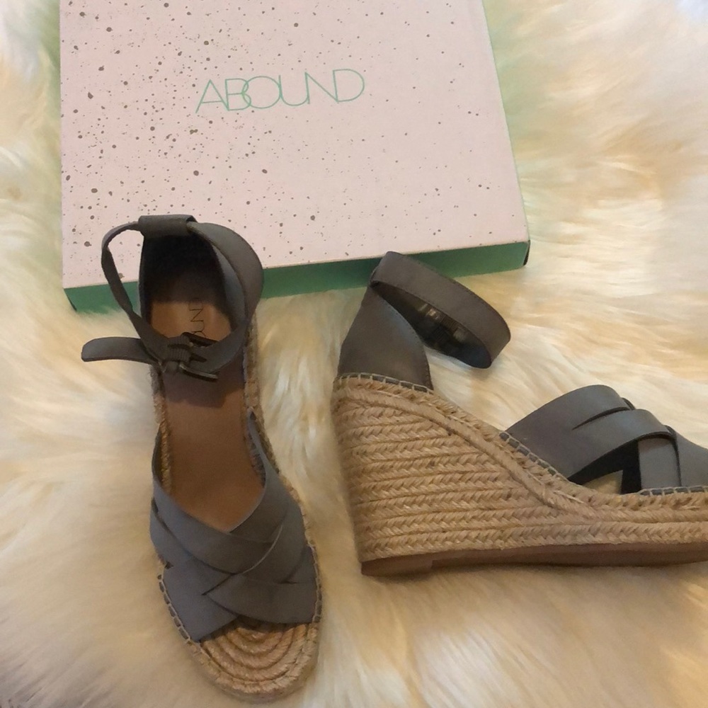 (Brand NEW) Espadrilles